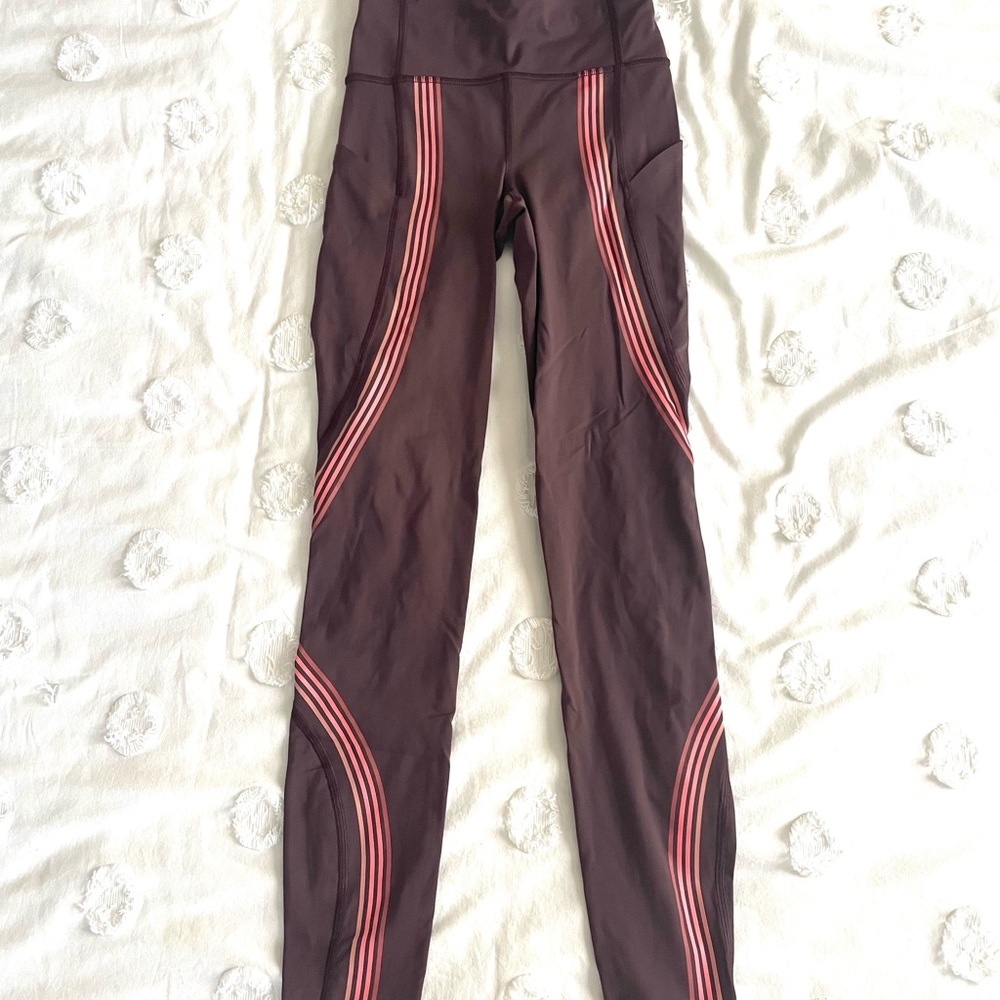 Lululemon Cherry Cola leggings